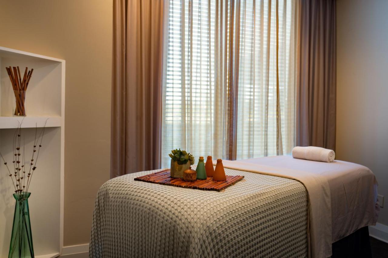Marriott On Sand Key Resort